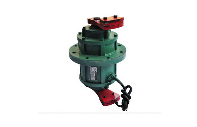 立式振動(dòng)電機(jī)